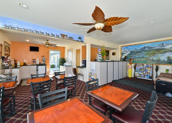 Rodeway Inn - Bishop, CA