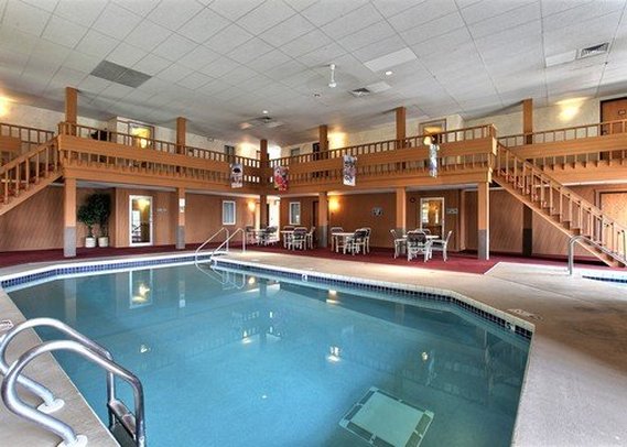 Quality Inn - Mauston, WI