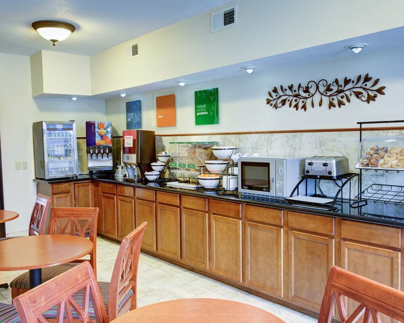 Comfort Inn - Rockdale, TX