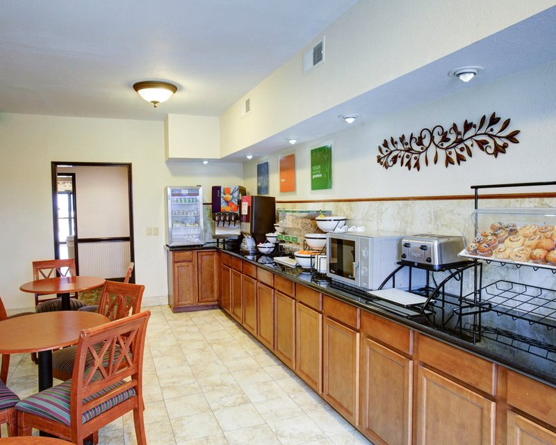 Comfort Inn - Rockdale, TX