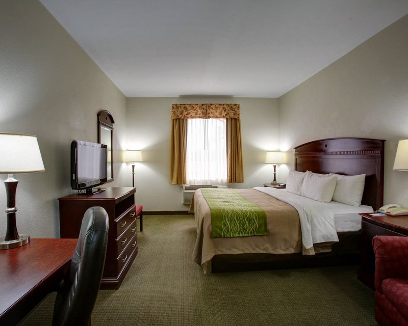 Comfort Inn - Rockdale, TX