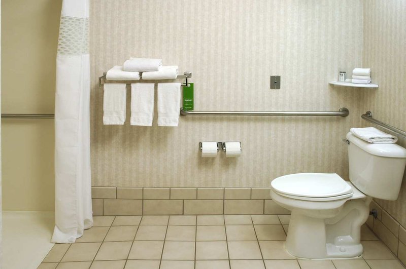 Quality Inn - Fremont, IN
