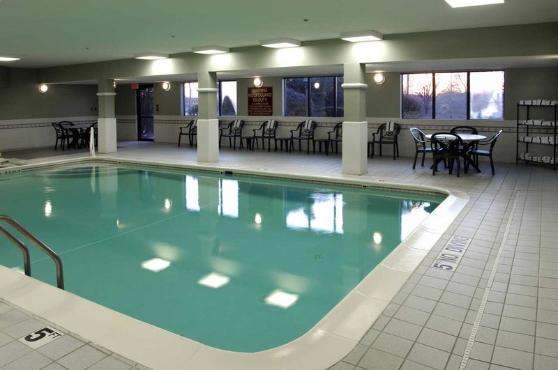 Quality Inn - Fremont, IN