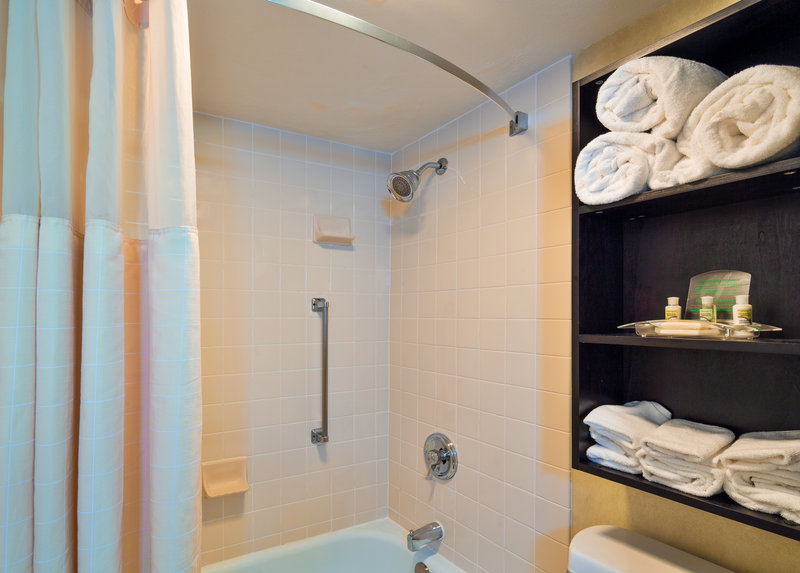 Holiday Inn Hotel & Suites NASHUA - Nashua, NH