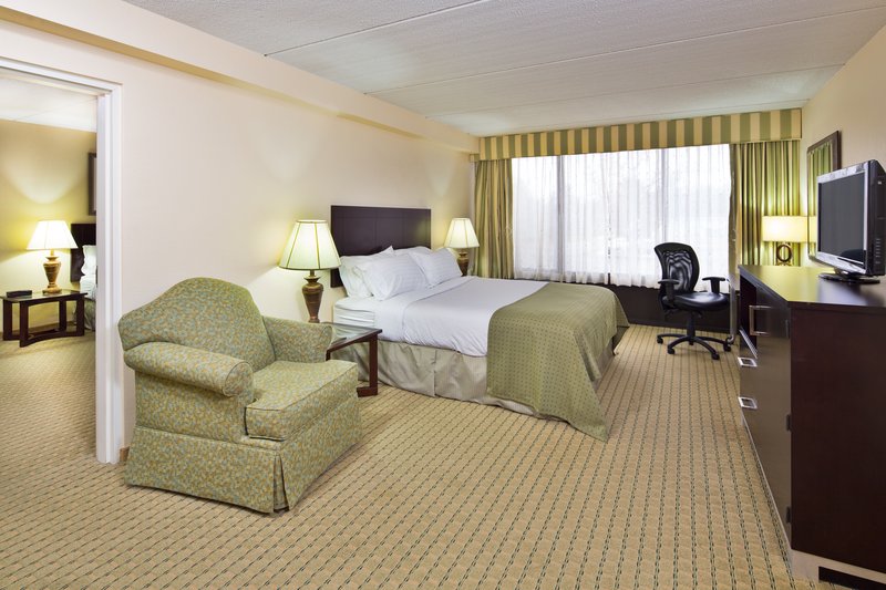 Holiday Inn Hotel & Suites NASHUA - Nashua, NH