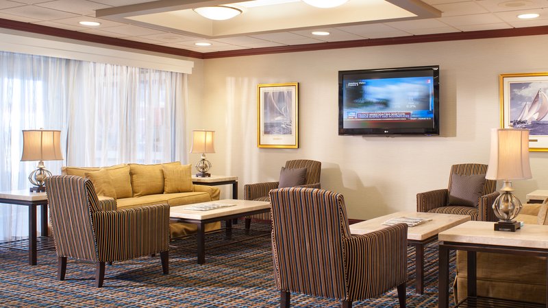 Holiday Inn Express MIDDLETOWN/NEWPORT - Middletown, RI