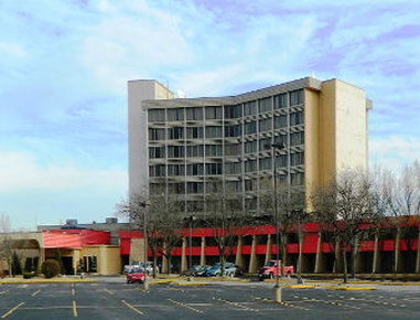 Ramada - Kansas City, MO