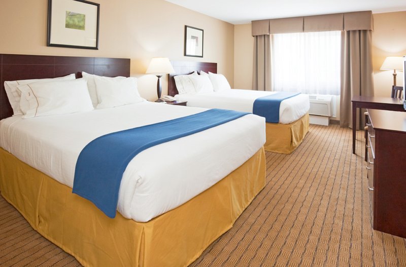 Holiday Inn Express DEVILS LAKE - Devils Lake, ND