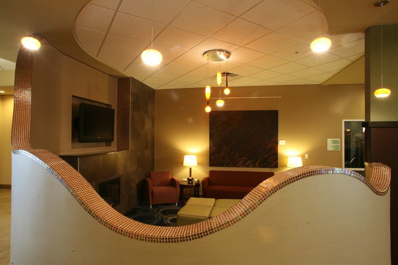 Holiday Inn OMAHA DOWNTOWN-AIRPORT - Omaha, NE