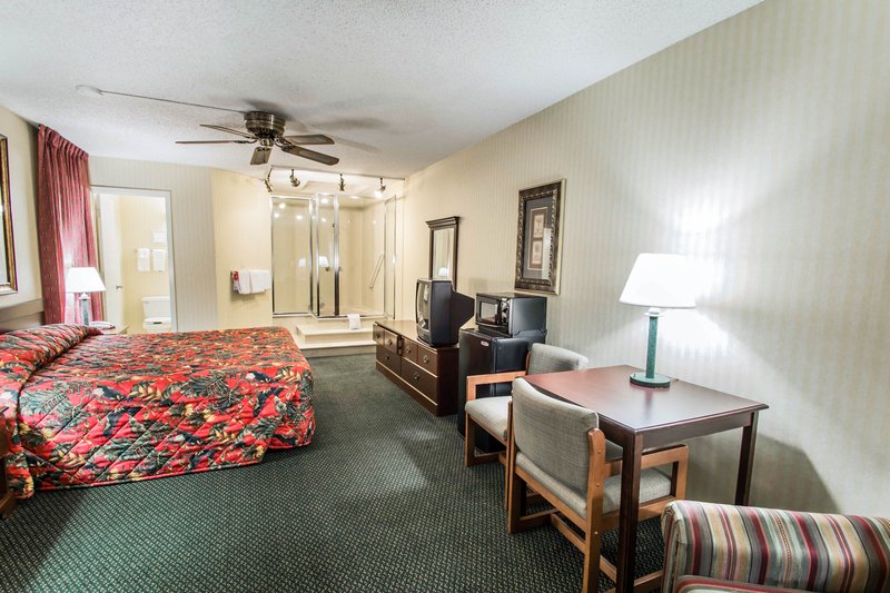 Econo Lodge - Macclenny, FL
