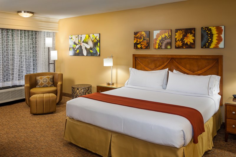 Holiday Inn Express SIMI VALLEY - Simi Valley, CA