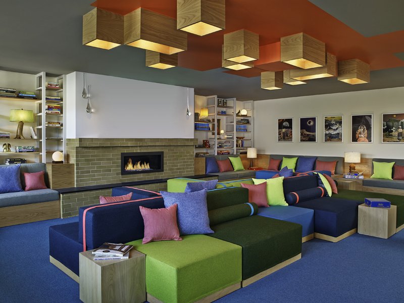 Holiday Inn Express SNOWMASS VILLAGE - Aspen, CO