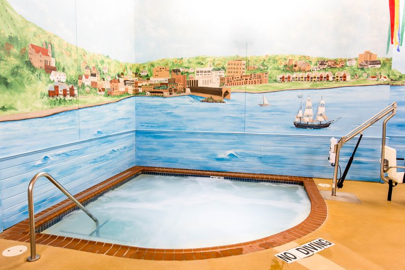 Comfort Suites - Marquette, MI