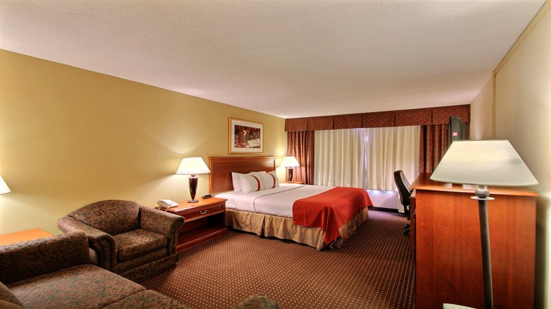 Holiday Inn FOND DU LAC - Mount Calvary, WI