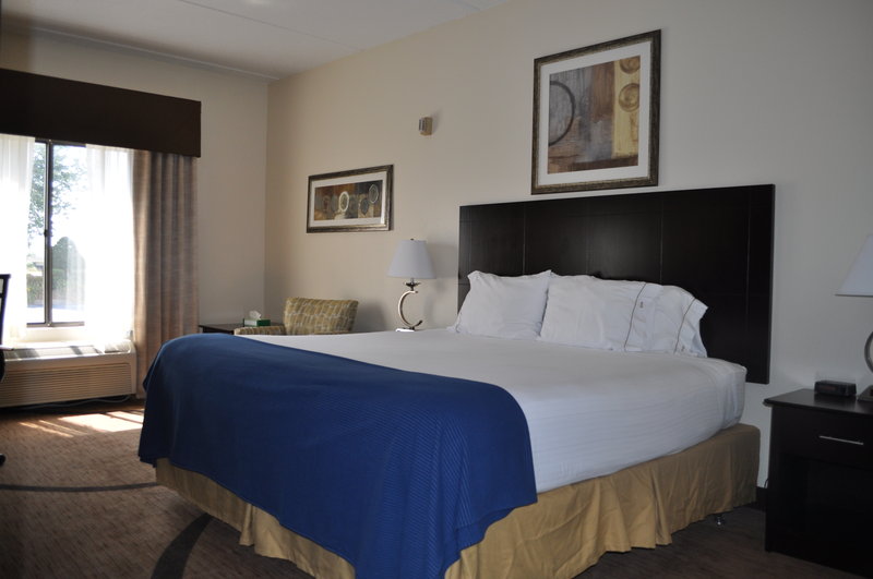 Country Inn & Suites-Owensboro - Curdsville, KY