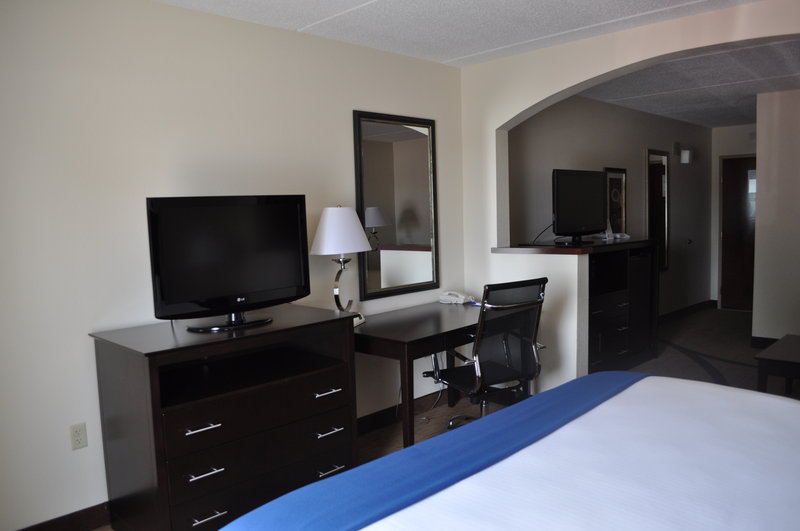 Country Inn & Suites-Owensboro - Curdsville, KY