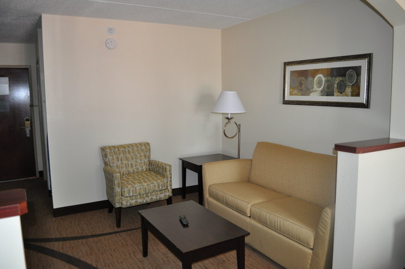 Country Inn & Suites-Owensboro - Curdsville, KY