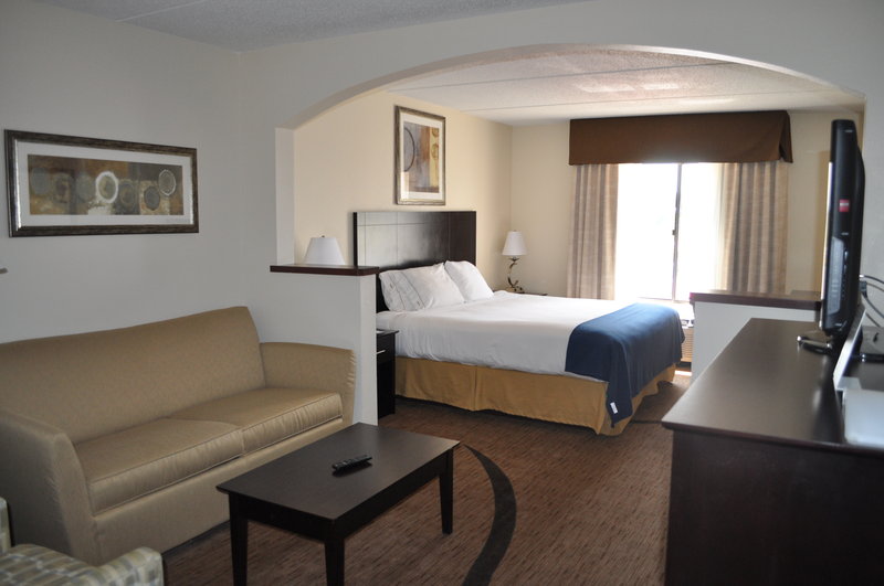 Country Inn & Suites-Owensboro - Curdsville, KY