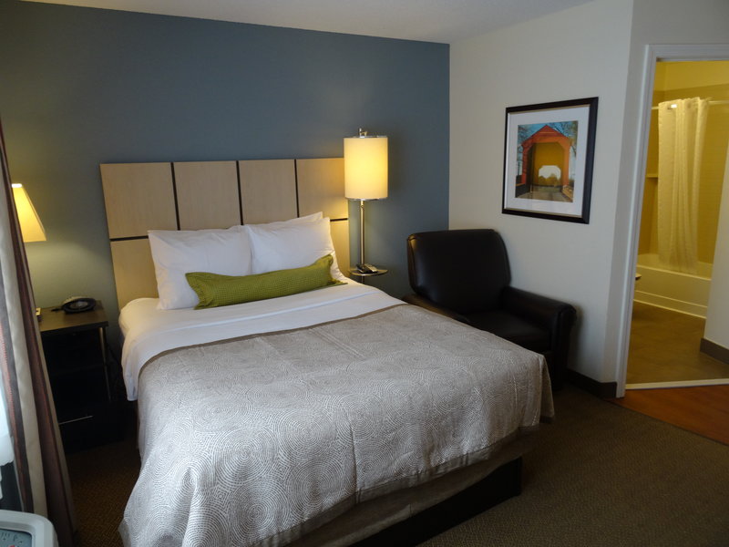 Candlewood Suites-Cleveland-N - North Olmsted, OH