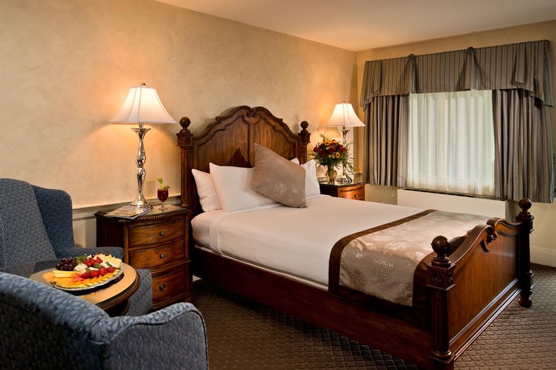 Dan'l Webster Inn & Spa - Sandwich, MA