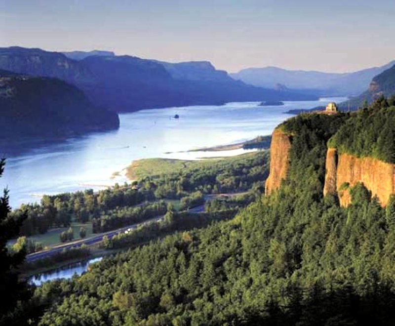 Holiday Inn Express PORTLAND EAST - TROUTDALE - Portland, OR