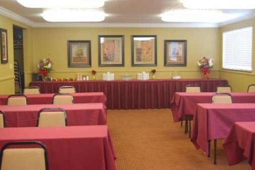 Oxford Inn & Suites Lancaster - Lancaster, CA