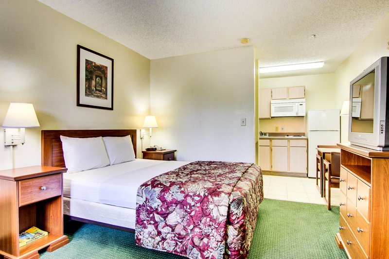 InTown Suites - Jacksonville, FL