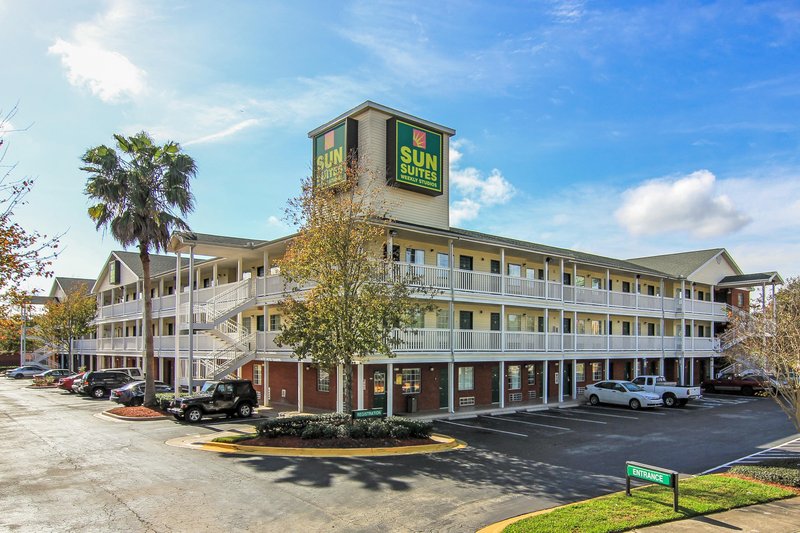 InTown Suites - Jacksonville, FL