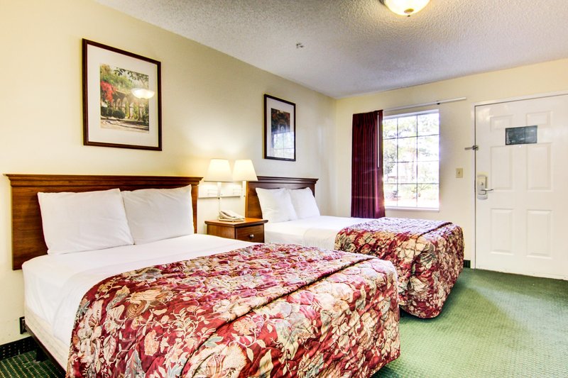 InTown Suites - Jacksonville, FL