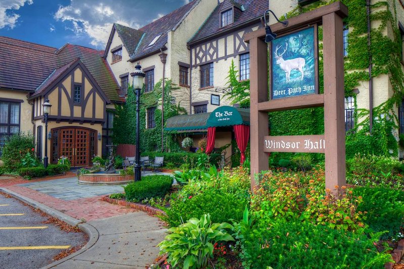 Deer Path Inn - Lake Forest, IL