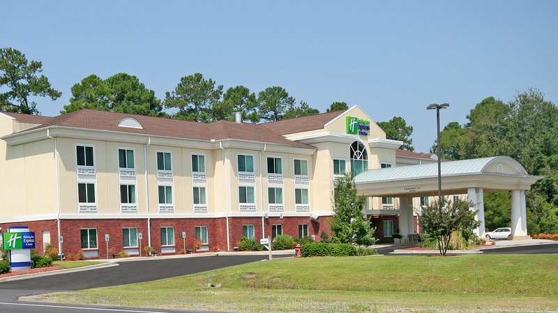 Holiday Inn Express & Suites WALTERBORO I-95 - Walterboro, SC