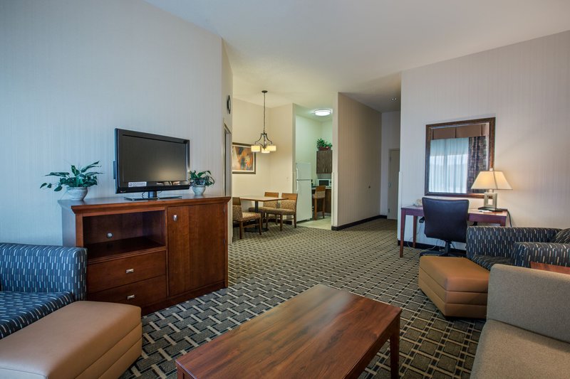 Holiday Inn Express MEADVILLE (I-79 EXIT 147A) - Springboro, PA