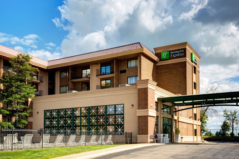 Holiday Inn Express ROLLING MDWS-SCHAUMBURG AREA - Broadview, IL