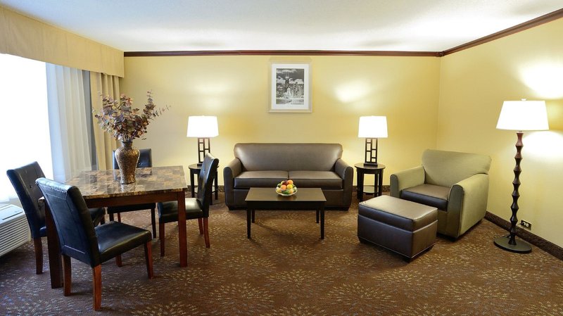 Holiday Inn CHICAGO OAKBROOK - Villa Park, IL