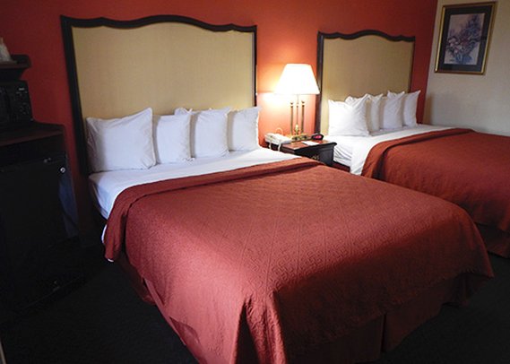 Quality Inn - Byron, GA