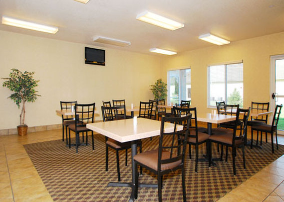 Rodeway Inn - Parsons, KS