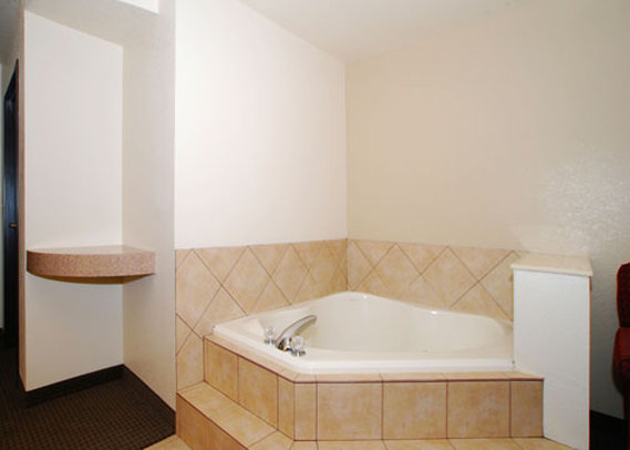 Rodeway Inn - Parsons, KS