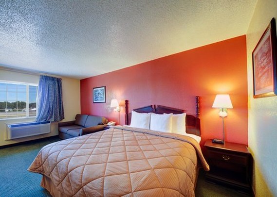 Rodeway Inn & Suites Airport - Tulsa, OK