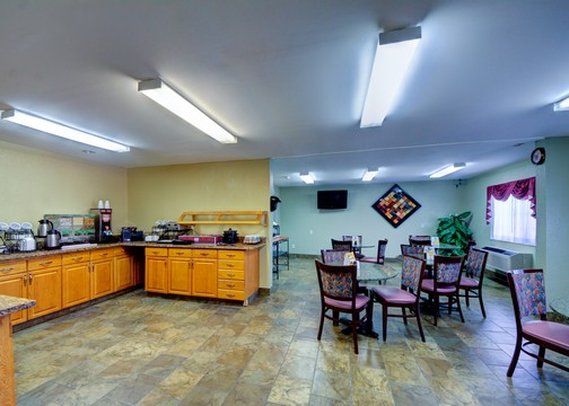 Rodeway Inn & Suites Airport - Tulsa, OK