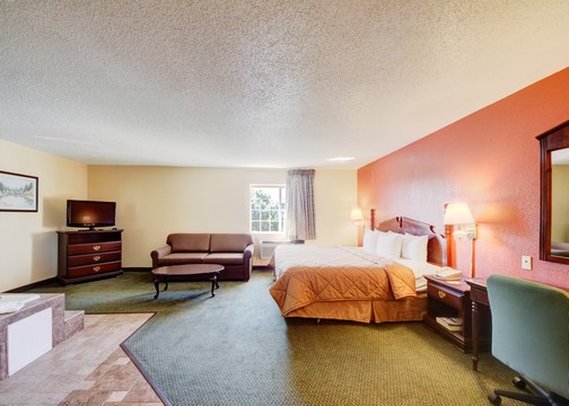 Rodeway Inn & Suites Airport - Tulsa, OK