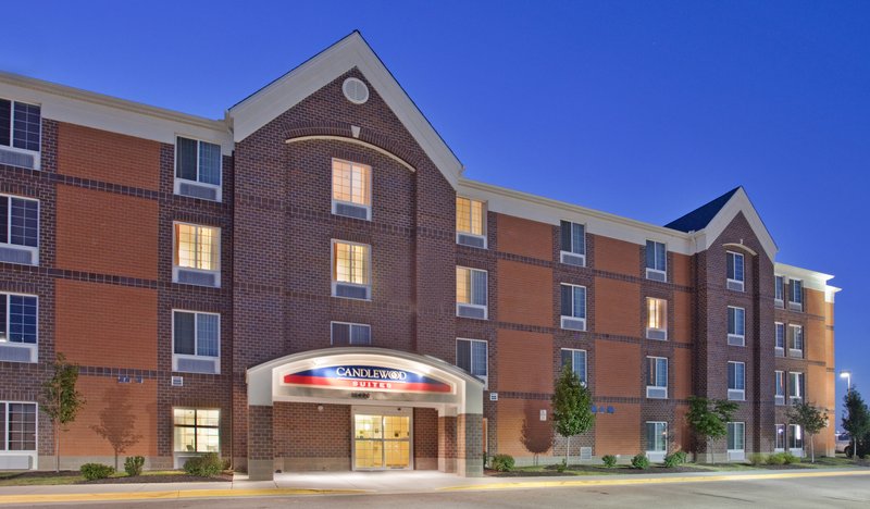 Candlewood Suites OLATHE - Olathe, KS