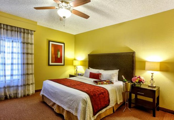 Courtyard By Marriott McAllen Airport - McAllen, TX