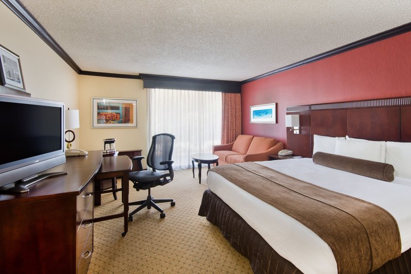 Crowne Plaza-Albuquerque - Albuquerque, NM