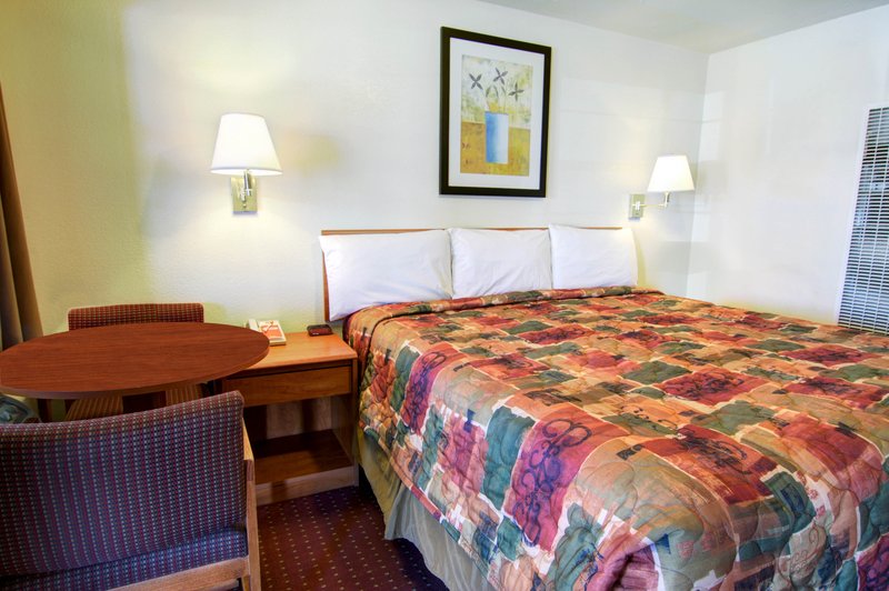 Econo Lodge - Williams, AZ