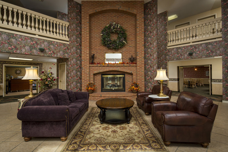 Ramada By Wyndham Galena Hotel & Day Spa - Galena, IL
