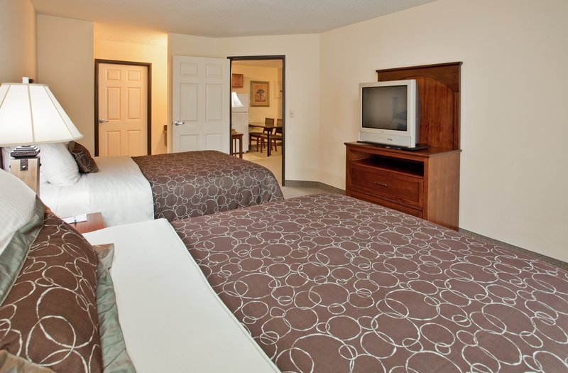 Staybridge Suites-Columbia-Hwy - Columbia, MO
