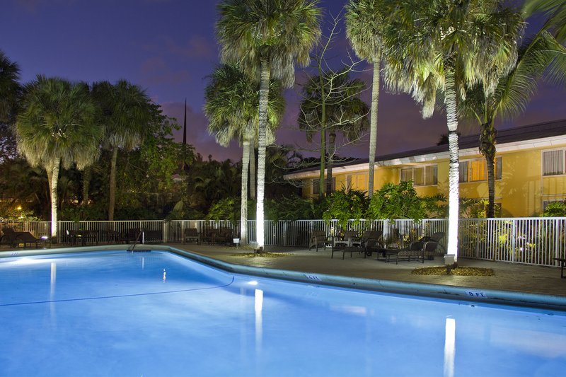 Hotel Indigo MIAMI LAKES - Miami, FL