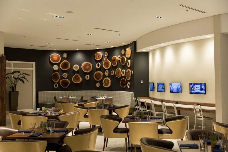 Crowne Plaza CHARLOTTE EXECUTIVE PARK - Charlotte, NC
