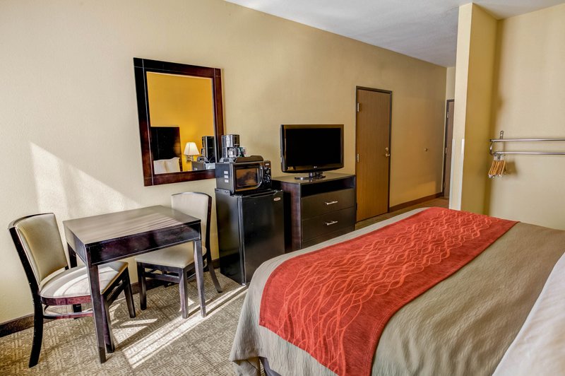 Comfort Inn - Lenexa, KS