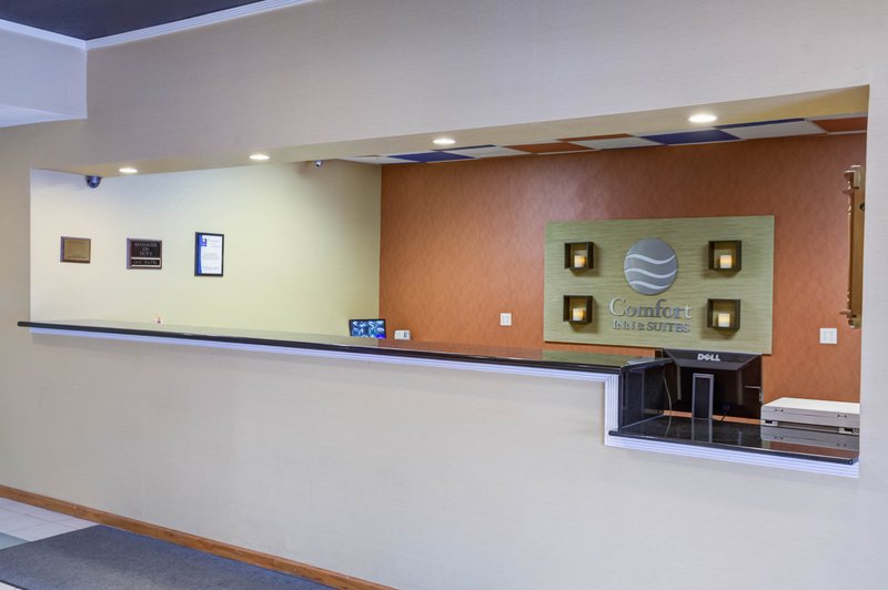 Comfort Inn - Lenexa, KS